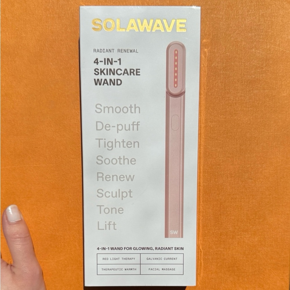 NWT Solawave 4-in-1 Skincare Wand - Unopened